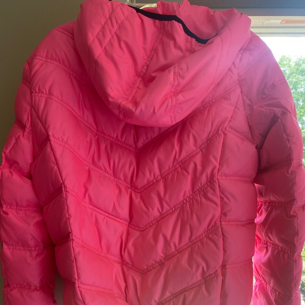 Hot pink Victoria’s Secret puffer jacket NWOT - Picture 4 of 4